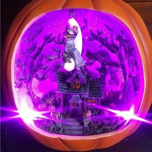 Pumpkin light up witch house Halloween